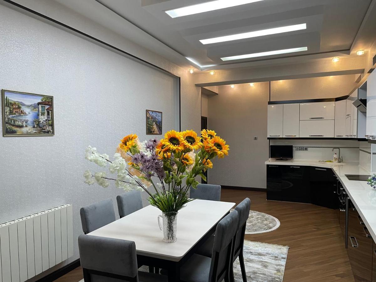 Meqafun Sea View Apartment Baku Exterior photo